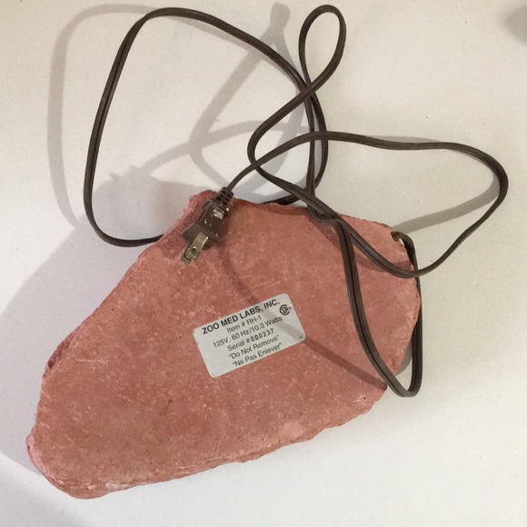 Medium Zoo Med Heat Rock - Picture 2 of 3